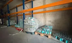 Bayram öncesi tarihi geçmiş ürünlere yeni tarih basılan depoya baskın