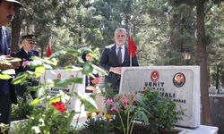 Kahramanmaraş'ta bayram arifesinde şehitlikler ve mezarlıklar ziyaret edildi