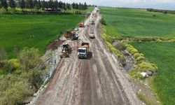 Büyükşehir’den Elmalar – Çokyaşar’a Daha Geniş, Daha Güvenli Yol