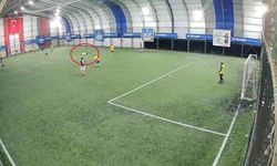 Ölüm halı sahada futbol oynarken yakaladı