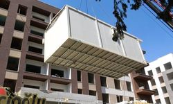 Kahramanmaraş'ta esnafa verilen konteynerler kaldırılmaya başlandı