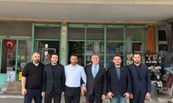 MHP Onikişubat İlçe Başkanı Koray Korkmaz, esnafları dinledi