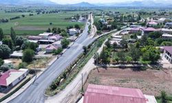 Elbistan İğde’de Ulaşım Atağı; Yürüyüş Yolu Tamam, Asfalt Başladı