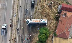 Otobüs kazasında ölen yolcu ve yaralıların kimlikleri belli oldu