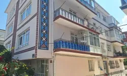 Emekli polis, cezaevinden izinli çıkıp kendisini bıçaklayan oğlunu öldürdü