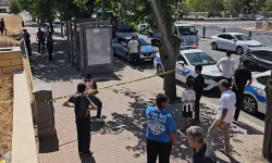 Durakta eşinin tabancayla vurduğu kadın öldü