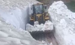 Kars’ta temmuz ortasında 3 metre kar
