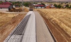 Büyükşehir’den Afşin Kırsalında Ulaşımı İyileştiren Yol Çalışması