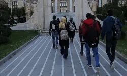 Yükseköğrenim mezunlarının kısa dönem ikamet izni 1 yıl daha uzatılabilecek