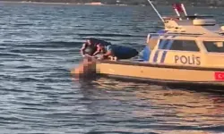 Emekli polis memuru denizde ölü bulundu