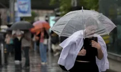 Kahramanmaraş'ta Şemsiyeleri Hazırlayın: Kavurucu Sıcağa İki Günlük Sağanak Molası!