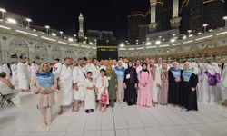 Okul saldırısında hayatını kaybedenlerin aileleri umre için kutsal topraklarda
