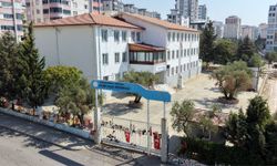 10 kişinin hayatını kaybettiği okul artık Milli Eğitim binası olacak