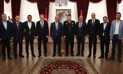 Kahramanmaraş heyetinden Tümgeneral İdris Tataroğlu’na hayırlı olsun ziyareti