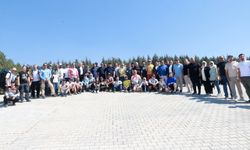 YALNIZ ARDIÇ’TA GÖKYÜZÜ RENKLENDİ, FESTİVALİNİN İLK GÜNÜ COŞKUYLA TAMAMLANDI