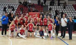 Kahramanmaraş ile Gaziantep Voleybol Sahasında Buluşuyor