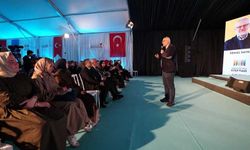 Kemal Sayar Kahramanmaraş Kitap Fuarı’nda Okurlarıyla Buluştu