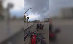 Kahramanmaraş’ta Kırmızı Işıkta Motosiklet Sürücüsüne Saldırı