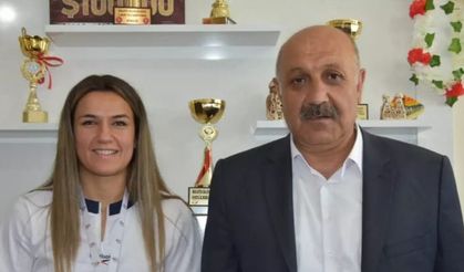 Başkan Zelyurt’dan Boks Şampiyonu Akbaş’a tebrik