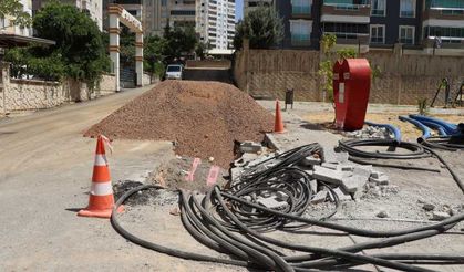 Belediye Yaptı, elektrik çalışması bozdu, milli sermaye heba edildi