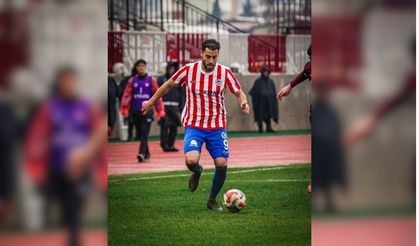 Türkiye İstiklalspor’un golcüsü Rüzgar’ın oğlu Kemal’i konuşuyor