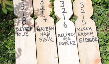 Saldırıda hayatını kaybeden 4 sınıf arkadaşı yan yana toprağa verildi!