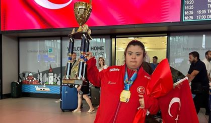 Down sendromlu Zeynep Sude, kendini korumak için başladığı judoda dünya şampiyonu oldu
