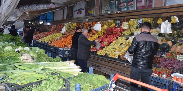 Bakan Nebati'nin "fiyat sabitleme ve indirim" çağrısı yerel esnaflarda da karşılık buldu