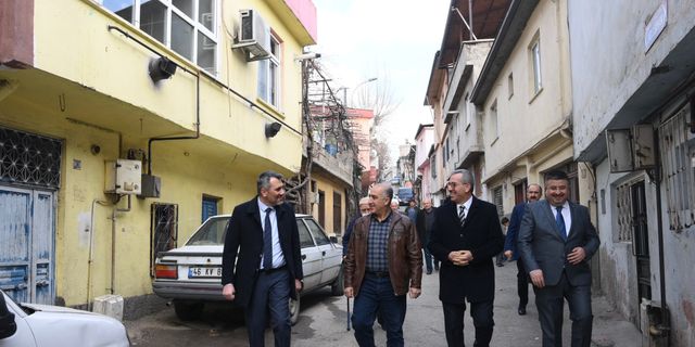 Başkan Güngör, Ertuğrul Gazi Mahallesi’nde Vatandaşlarla Buluştu