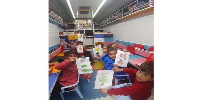 ‘Beyoğlu Mobil Anaokulu’ depremzede çocuklarla buluştu
