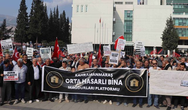 Kahramanmaraş’ta orta hasarlı bina mağdurları seslerini duyurdu