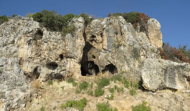 Ahır Dağı eteklerindeki Cancık Mağarası