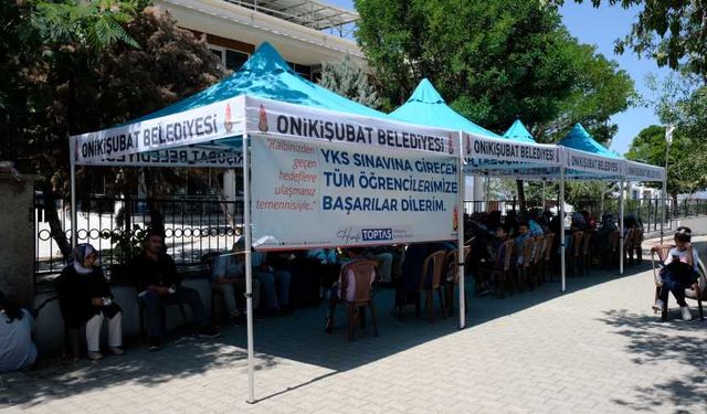 Onikişubat Belediyesi, YKS’ye giren öğrencilerin ve ailelerinin sınav heyecanına ortak oldu