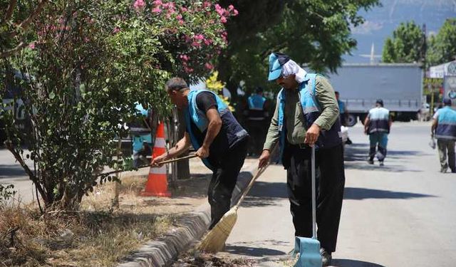 Dulkadiroğlu’ndan Yeni Sanayi Sitesi’nde Detaylı Temizlik