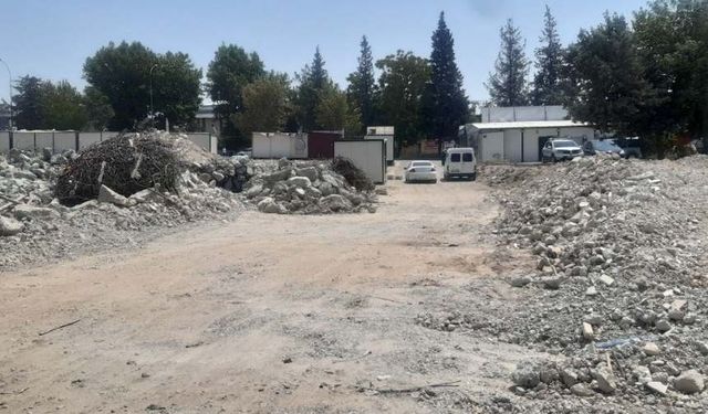 Kahramanmaraş'ta ağır hasarlı binaların yıkım oranı yüzde 96 oldu