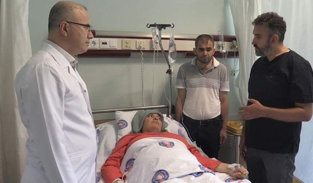 Kahramanmaraş'ta 4 aylık hamile kadının karnından 3 kilo 350 gram tümör çıkarıldı