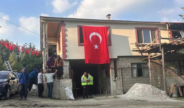 Şehit polis memuru Peksoy'un şehadet haberi Kahramanmaraş'taki ailesine verildi