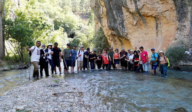 Hapis kanyonu ziyaretçi akınına uğruyor