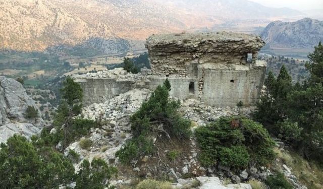 Kahramanmaraş’ın aşk dolu yeri: Meryemçil Kalesi