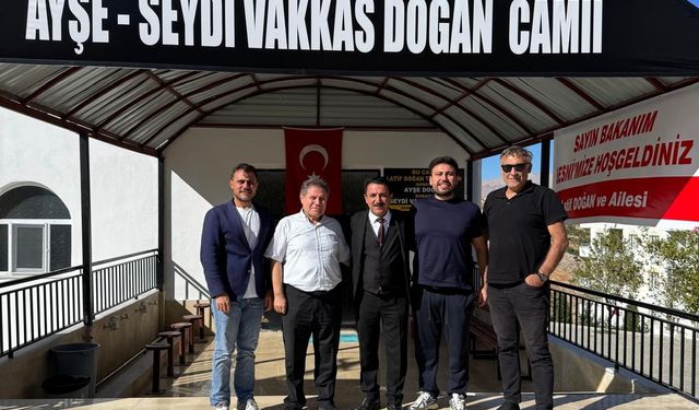 Ünlü sanatçı Latif Doğan'dan hayırseverlik örneği