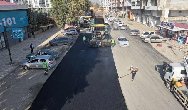 Daha Ulaşılabilir Türkoğlu İçin Büyükşehir Yol Yatırımlarını Sürdürüyor