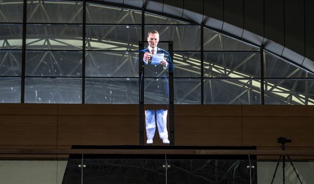 Büyük Önder Atatürk, özel hologram izletisiyle anıldı