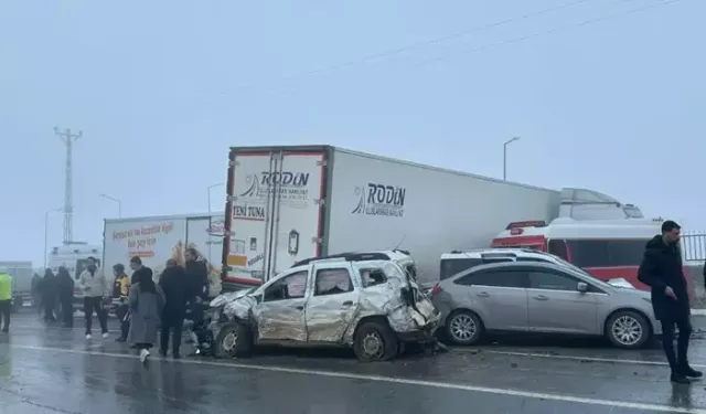 23 aracın karıştığı kaza; 1'i ağır 31 yaralı