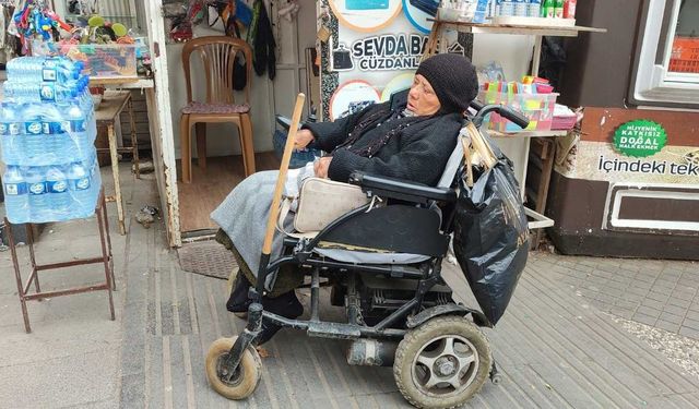 Kahramanmaraş'ta engeline rağmen her gün işinin başında