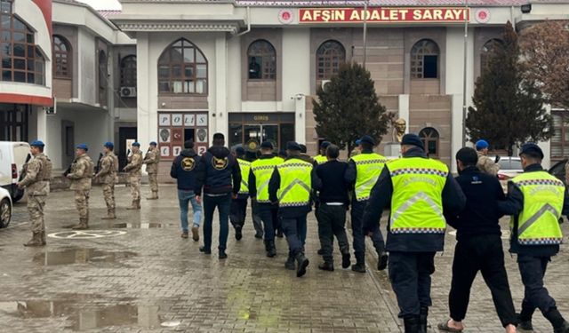 Kahramanmaraş'ta kaçaklara darbe: 4 zanlı yakalandı