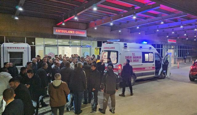 Belediye Başkanı zincirleme trafik kazasında yaralandı