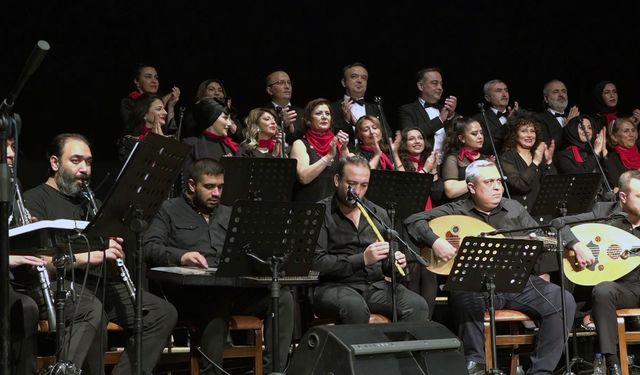 Büyükşehir Dinleyicilere Müzik Ziyafeti Sundu