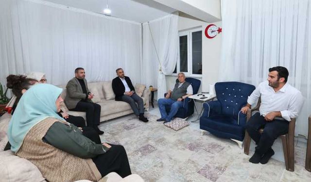 Başkan Hanifi Toptaş’tan anlamlı iftar ziyareti