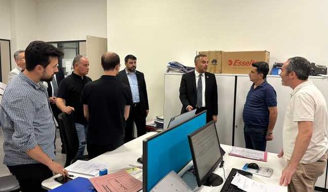 Başkan Toptaş’tan Yerinde Dönüşüm mesaisi yapan personele ziyaret