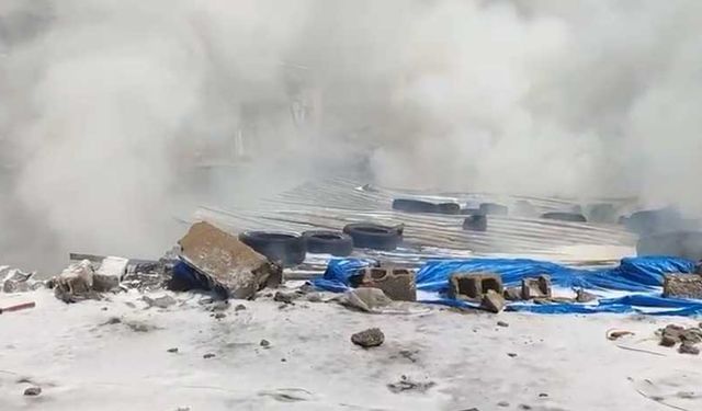Kahramanmaraş’ta iş yerinde çıkan yangın söndürüldü